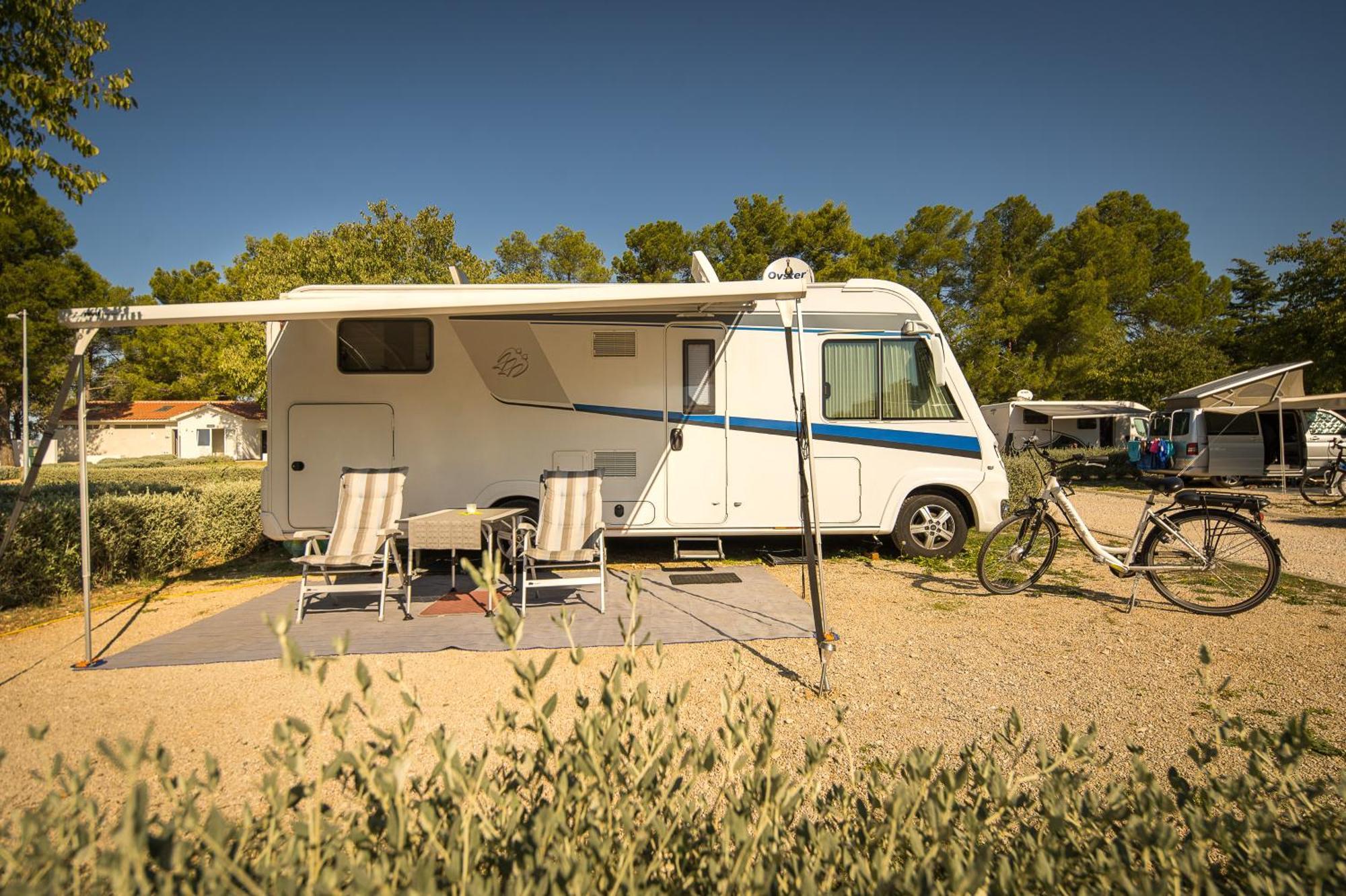 Maistra Camping Valkanela Pitches فونتانا المظهر الخارجي الصورة